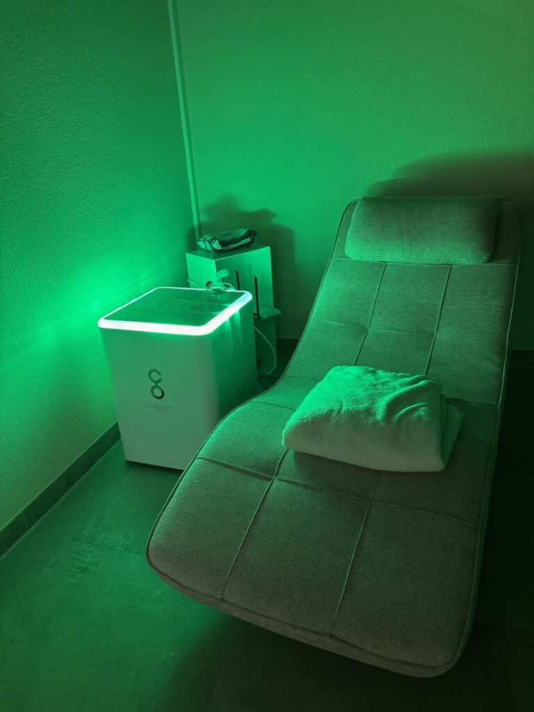 IHHT Zelltraining in entspannter Atmosphäre bei AURUM Health & Performance in Therwil – Sauerstofftherapie zur Steigerung von Energie, Gesundheit und Leistungsfähigkeit.